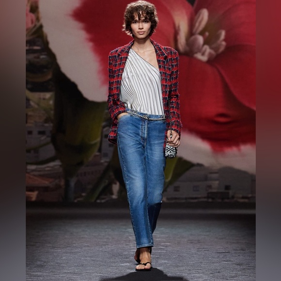 CHANEL 24S RUNWAY CC BLUE JEANS SIZE FR 36 / US 4 NWTS! - Picture 1 of 17